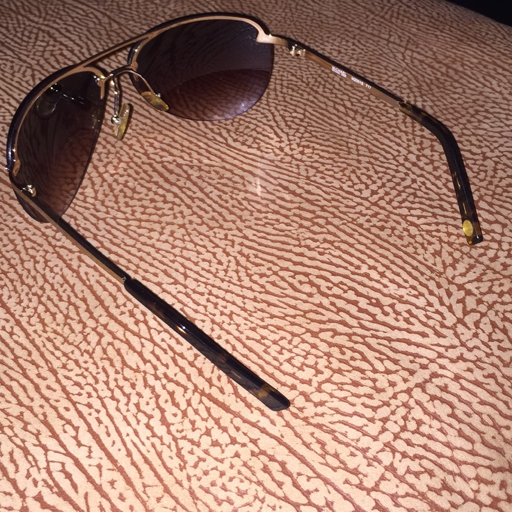 Michael KORS aviators sunglasses 😎 - Picture 5 of 7